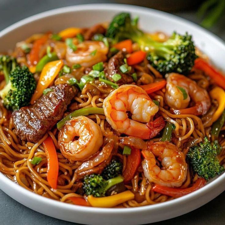 Yakisoba Especial GG (5-6 Pessoas)